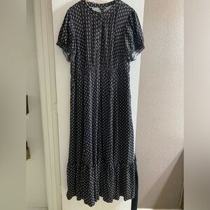 Torrid Maxi Stretch Challis Pintuck Tiered Maxi Dress Women Sz 2